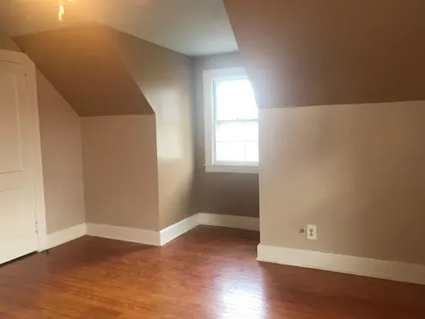 15 Charles Street Hudson NY 12534