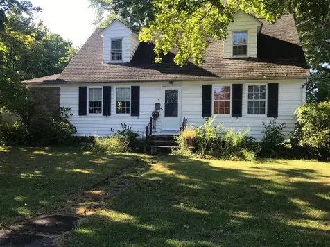 15 Charles Street Hudson NY 12534