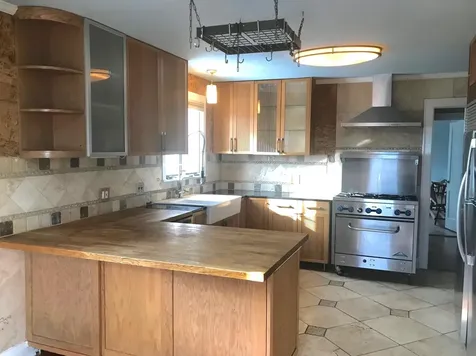 15 Charles Street Hudson NY 12534