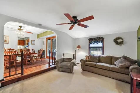 142 Norwalk Avenue Medford NY 11763