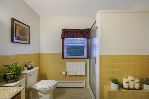 142 Norwalk Avenue Medford NY 11763