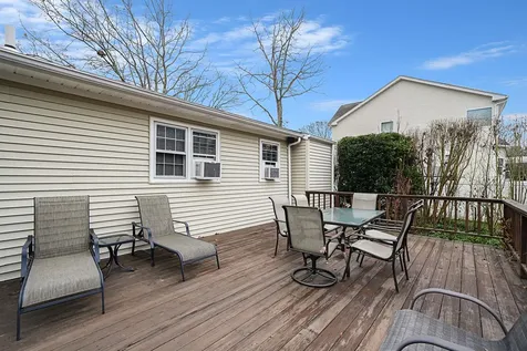 142 Norwalk Avenue Medford NY 11763