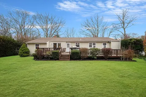 142 Norwalk Avenue Medford NY 11763