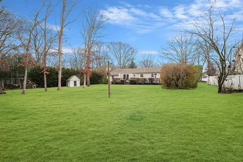 142 Norwalk Avenue Medford NY 11763