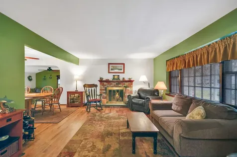 142 Norwalk Avenue Medford NY 11763