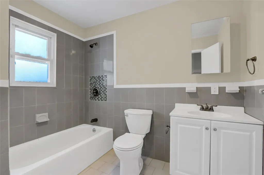 7 Elm Road E Mastic Beach NY 11951