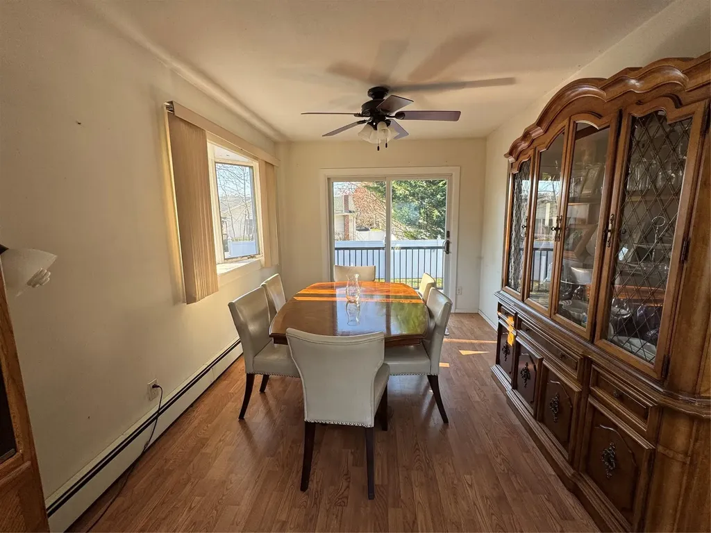 62 Cherokee Avenue West Islip NY 11795
