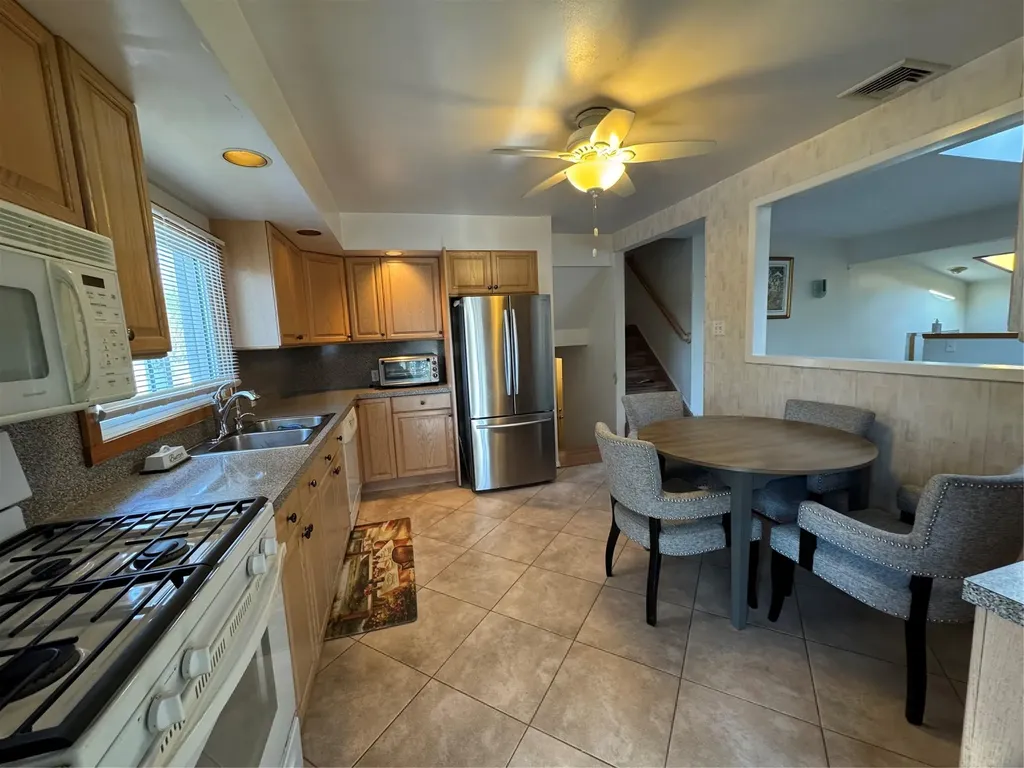 62 Cherokee Avenue West Islip NY 11795