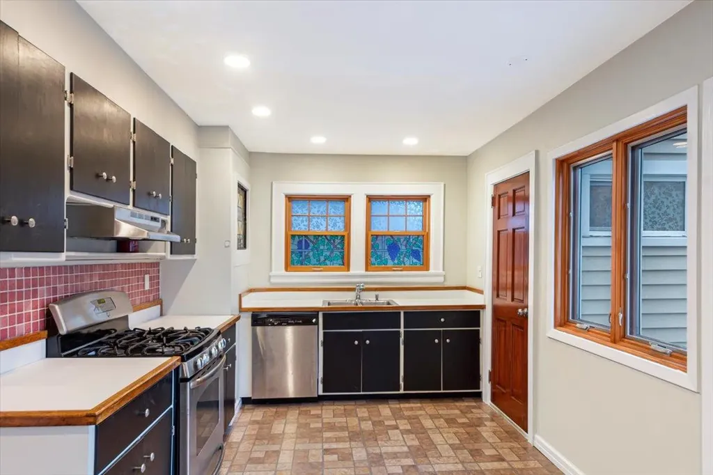 34 Lincoln Avenue White Plains NY 10606