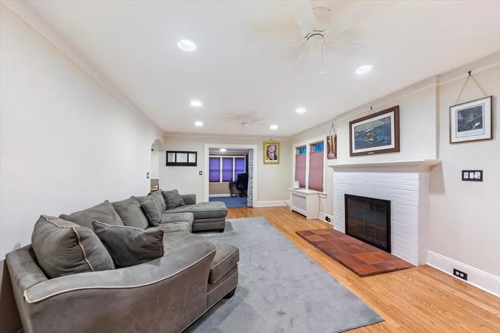 34 Lincoln Avenue White Plains NY 10606