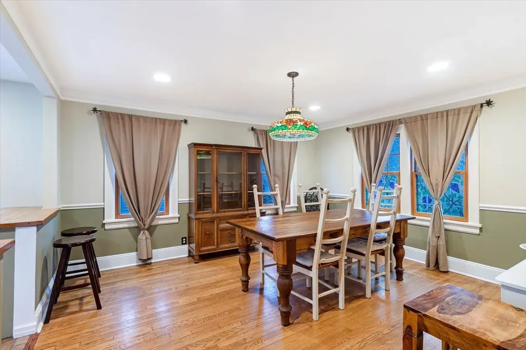 34 Lincoln Avenue White Plains NY 10606