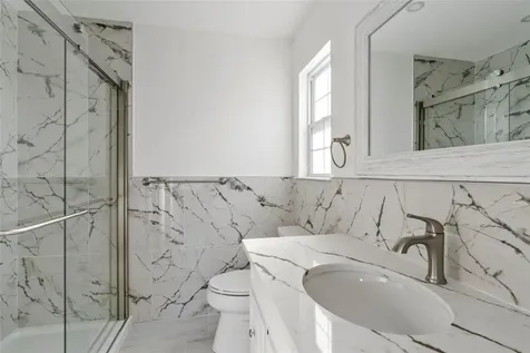 20 Mill Lane Medford NY 11763