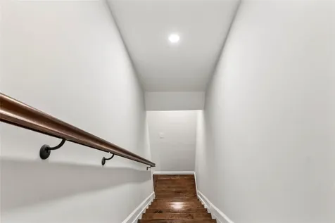 20 Mill Lane Medford NY 11763