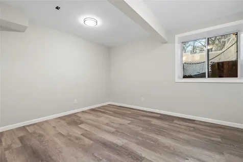 20 Mill Lane Medford NY 11763