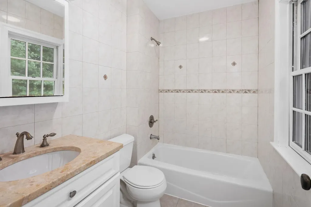 18 Fox Meadow Road Scarsdale NY 10583