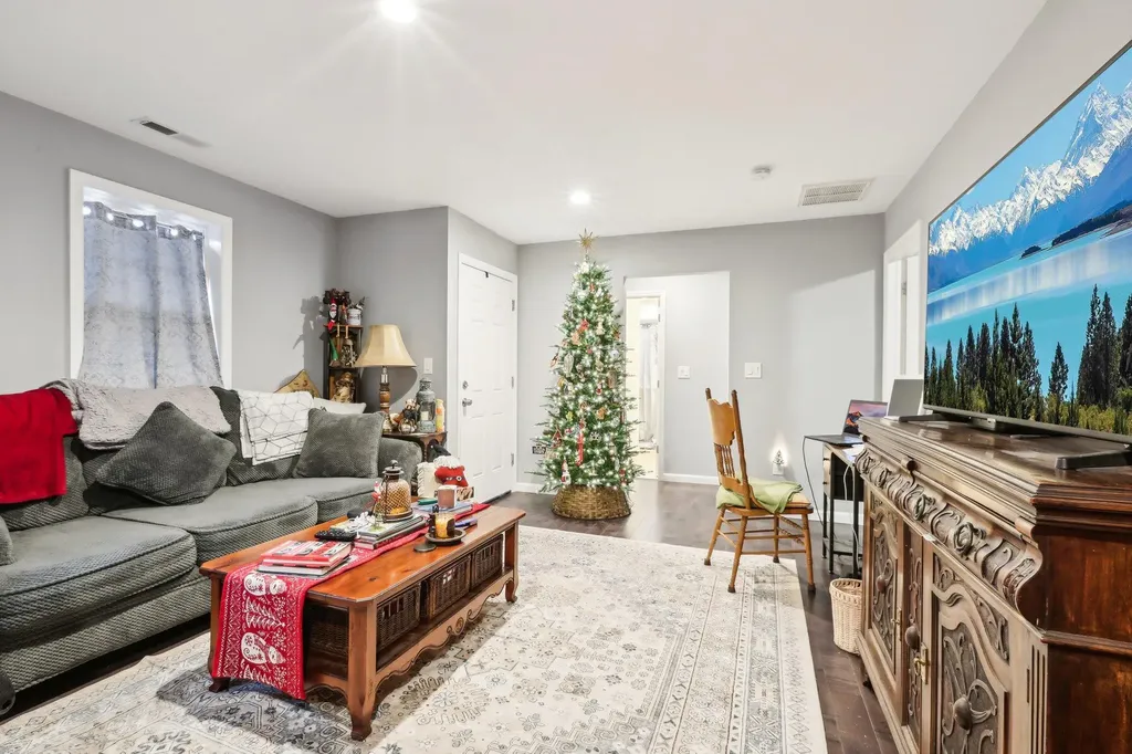 32 Broadway Cornwall NY 12518