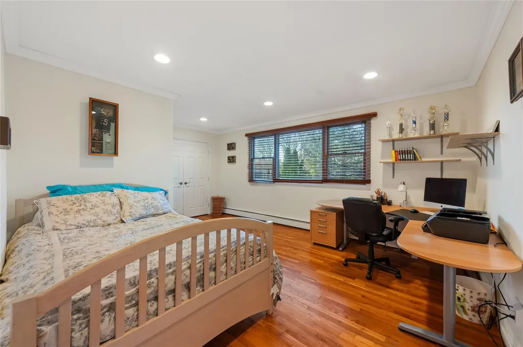 12 Hemingway Drive Dix Hills NY 11746