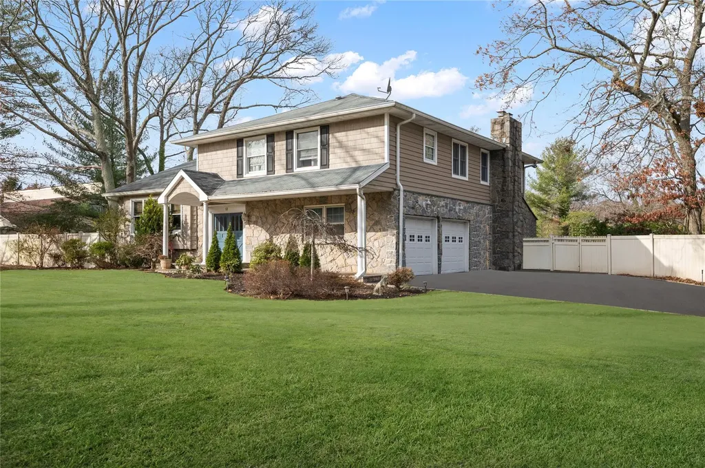 12 Hemingway Drive Dix Hills NY 11746
