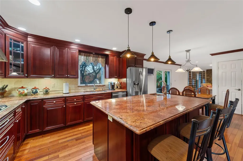 12 Hemingway Drive Dix Hills NY 11746