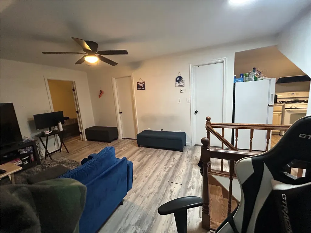 66 Kent Road Island Park NY 11558