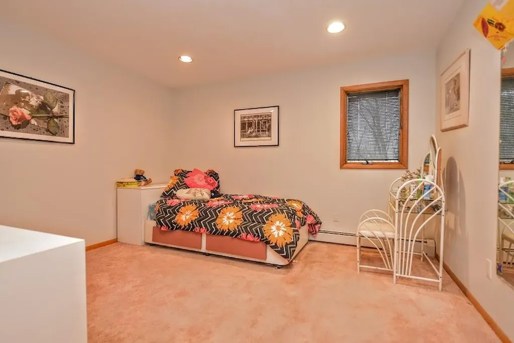15 Hampton Road Airmont NY 10901