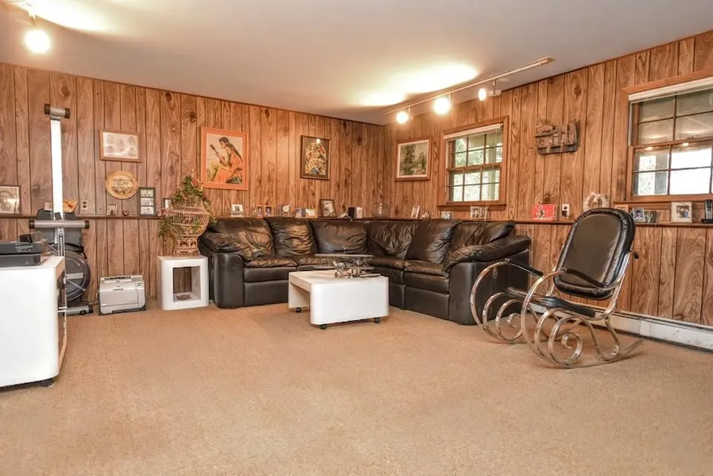 15 Hampton Road Airmont NY 10901