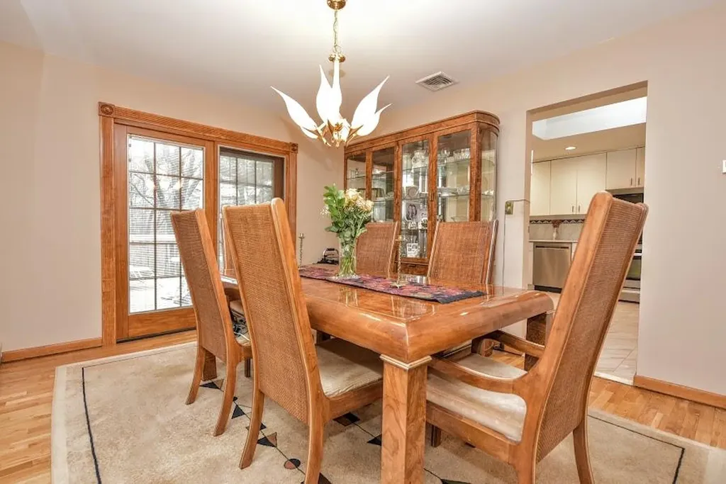 15 Hampton Road Airmont NY 10901