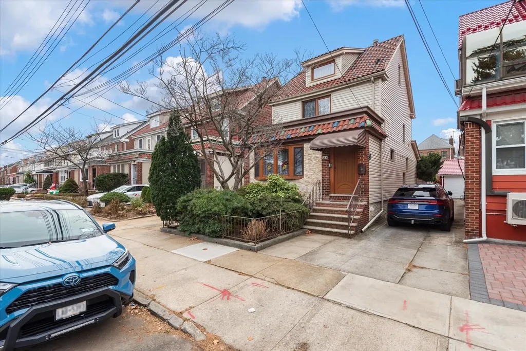 63-16 84th Place Middle Village NY 11379