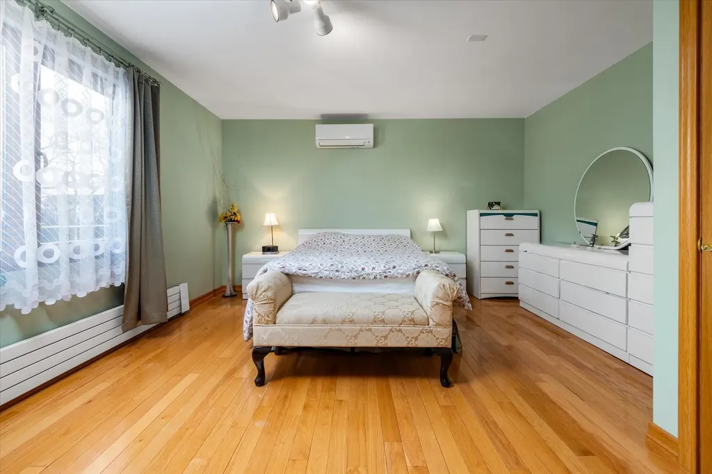 63-16 84th Place Middle Village NY 11379
