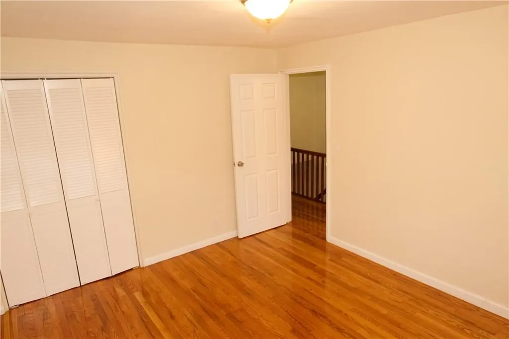 1051 E 213th Street Bronx NY 10469
