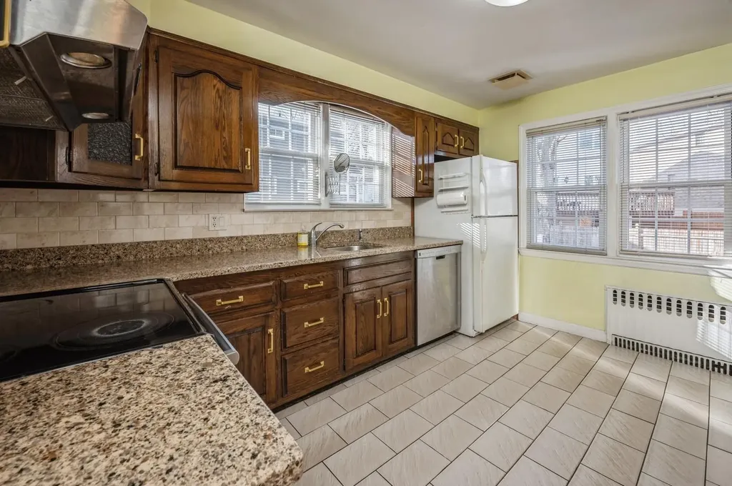 90 Parkway Circle Scarsdale NY 10583