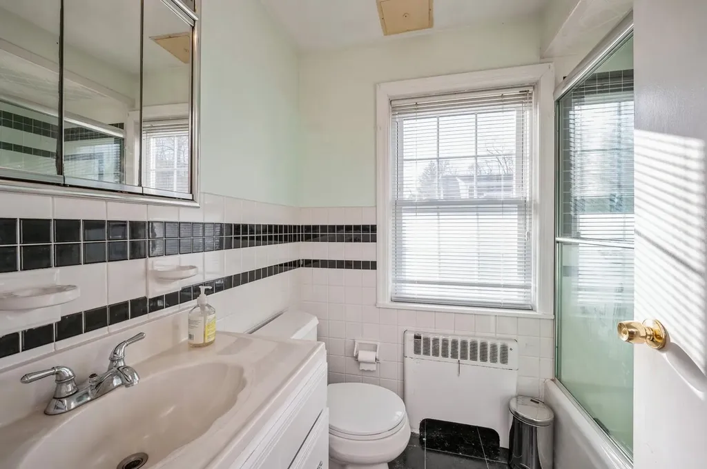 90 Parkway Circle Scarsdale NY 10583