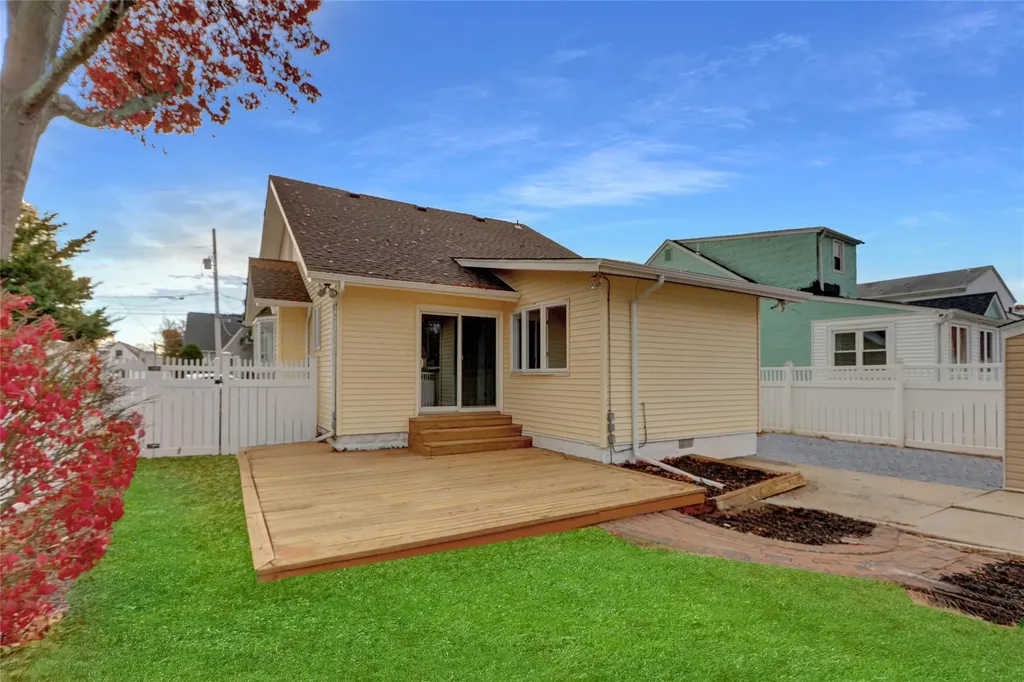 557 Irving Place North Baldwin NY 11510