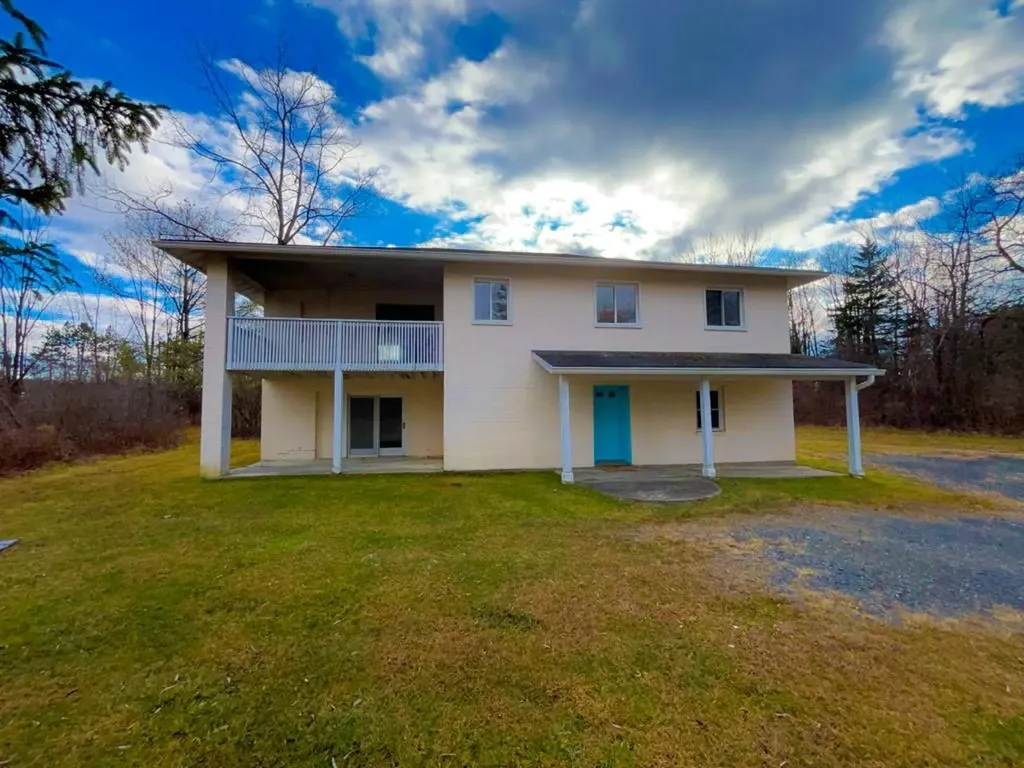 10 Broadway Tivoli NY 12583