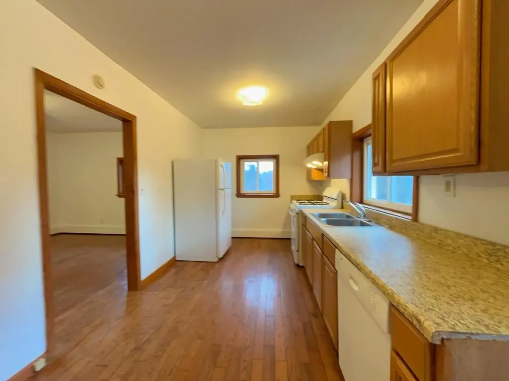 10 Broadway Tivoli NY 12583