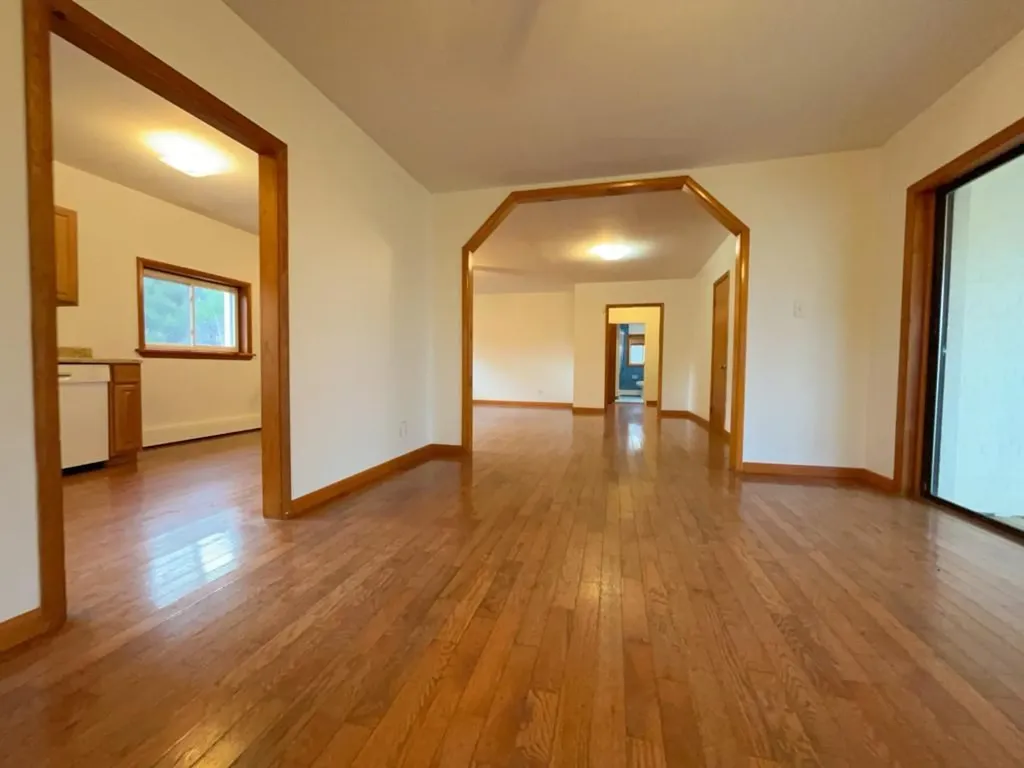 10 Broadway Tivoli NY 12583