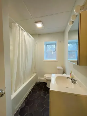 10 Broadway Tivoli NY 12583
