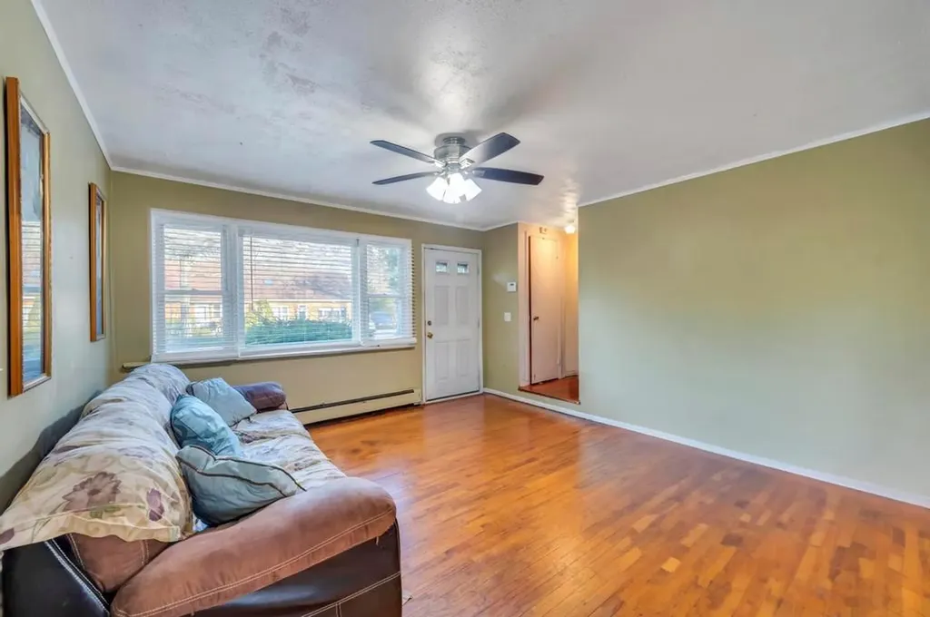 7 Quogue Avenue Riverhead NY 11901