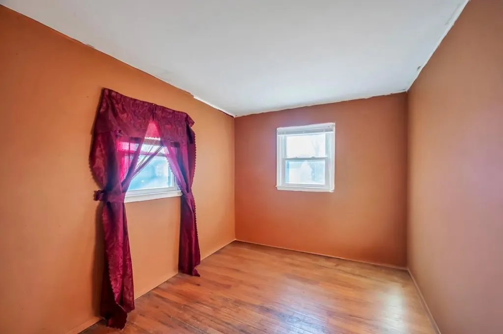 7 Quogue Avenue Riverhead NY 11901