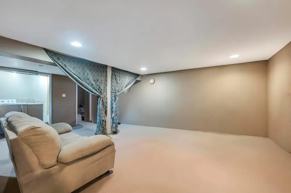 7 Quogue Avenue Riverhead NY 11901