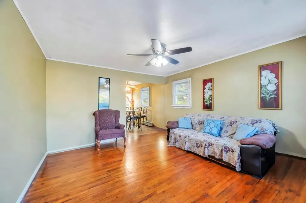 7 Quogue Avenue Riverhead NY 11901
