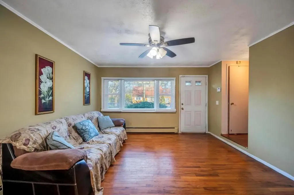 7 Quogue Avenue Riverhead NY 11901