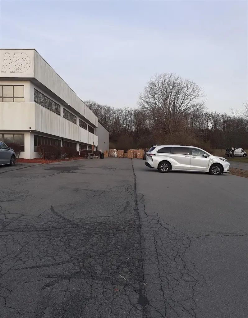 31 Elkay Drive Chester NY 10918