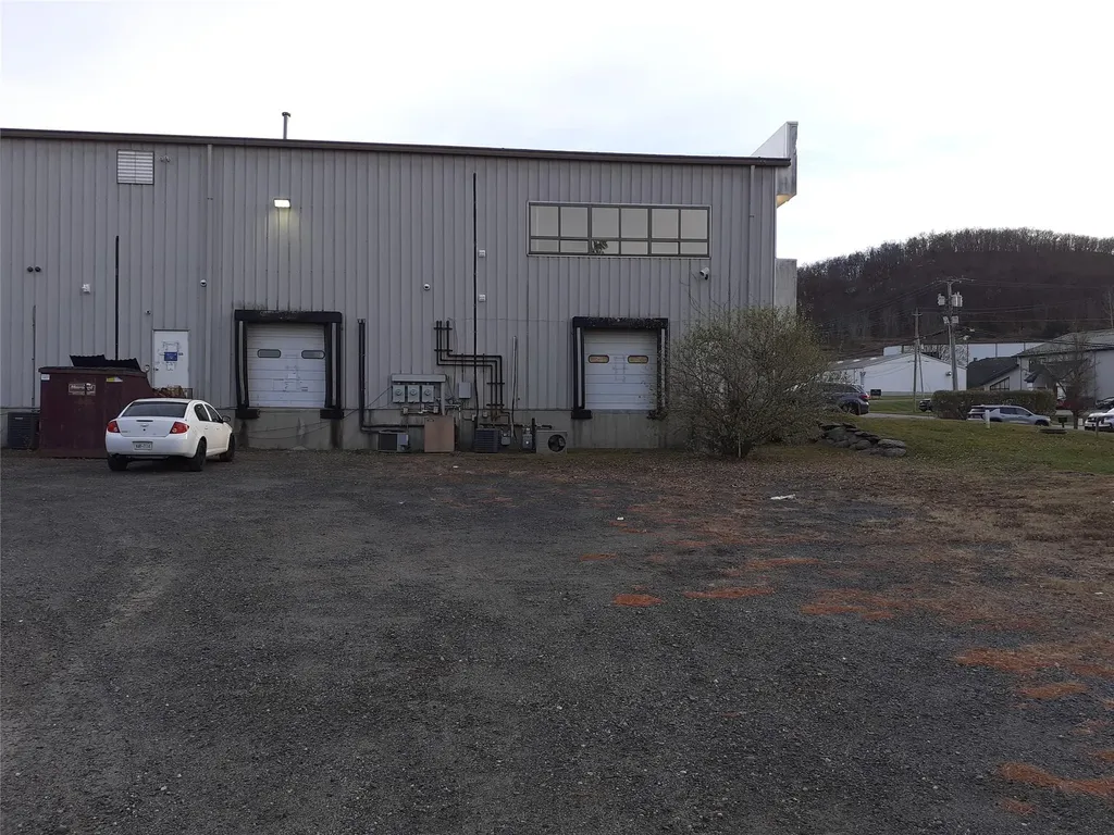 31 Elkay Drive Chester NY 10918