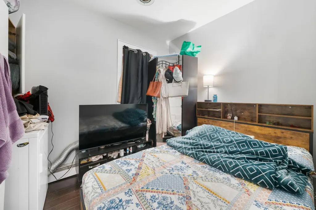 279 Edwards Place Yonkers NY 10703