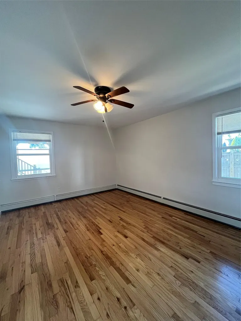538 E Walnut Street Long Beach NY 11561