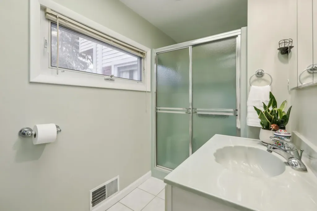 3 Robin Brae Warwick NY 10990