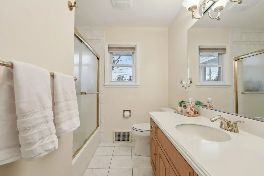 3 Robin Brae Warwick NY 10990