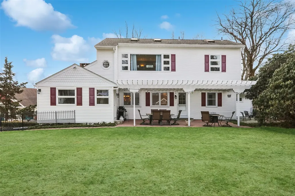 3 Robin Brae Warwick NY 10990