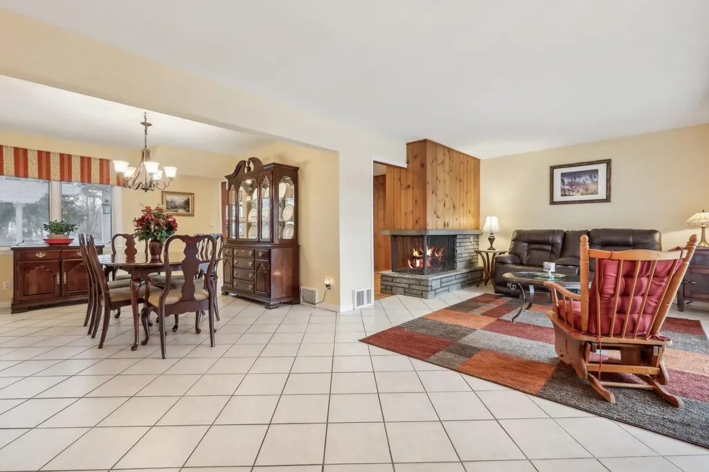 3 Robin Brae Warwick NY 10990